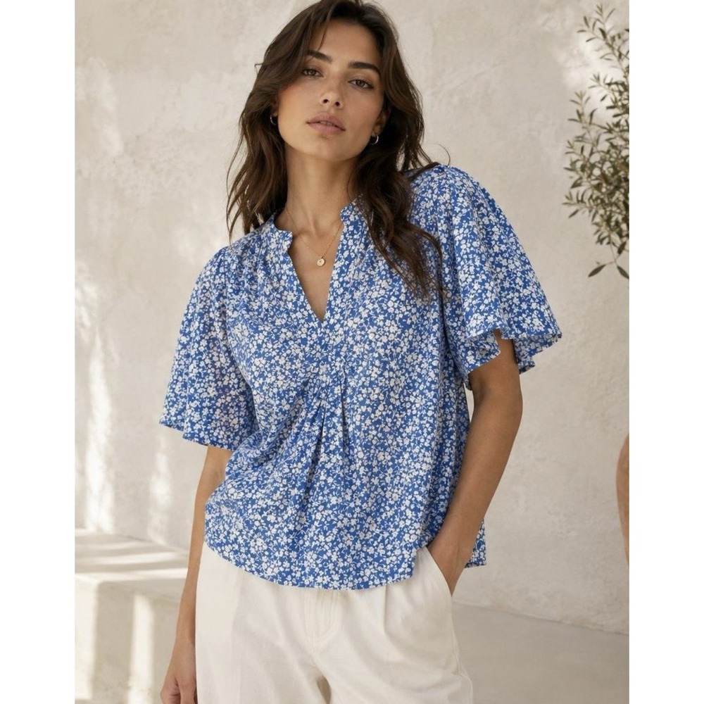 Tuckernuck x Cameran Eubanks Finley Flutter Sleeve Split Neckline Top Blouse M
